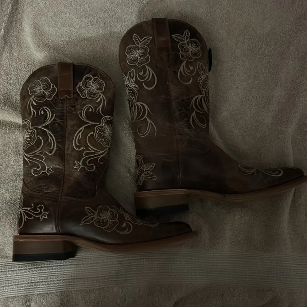 Bootbarn Boots for sell! - Picture 3 of 6